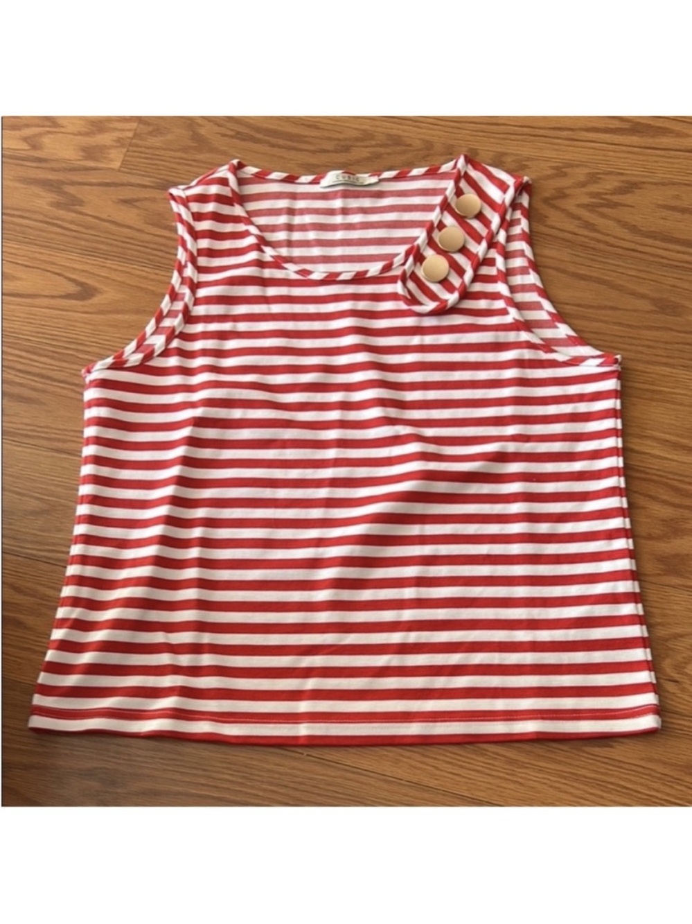 12 Tops - Picture 11 of 12
